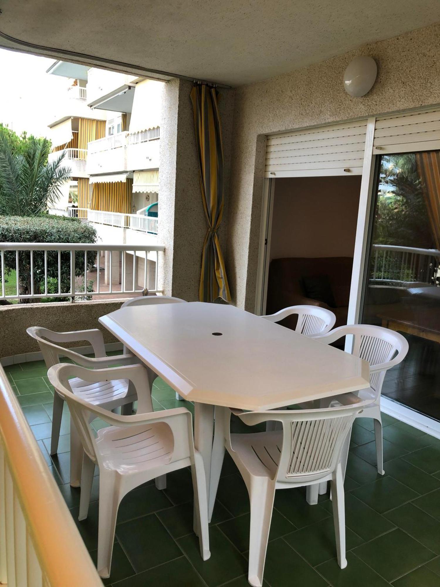 Apartamento En Alquiler Parque 8, Playa De Gandia Ngoại thất bức ảnh
